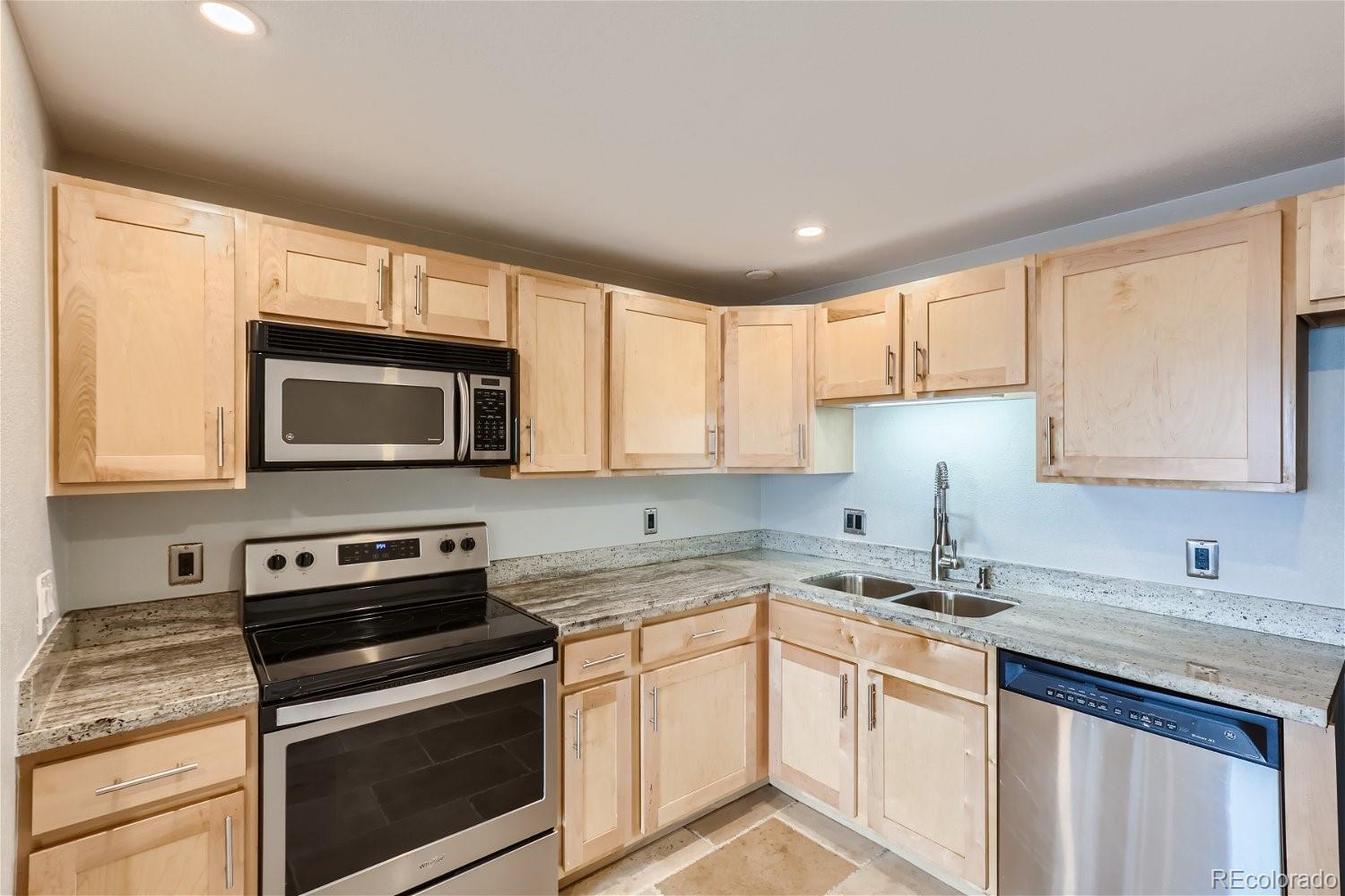 7307 Bradburn Boulevard Unit: F
