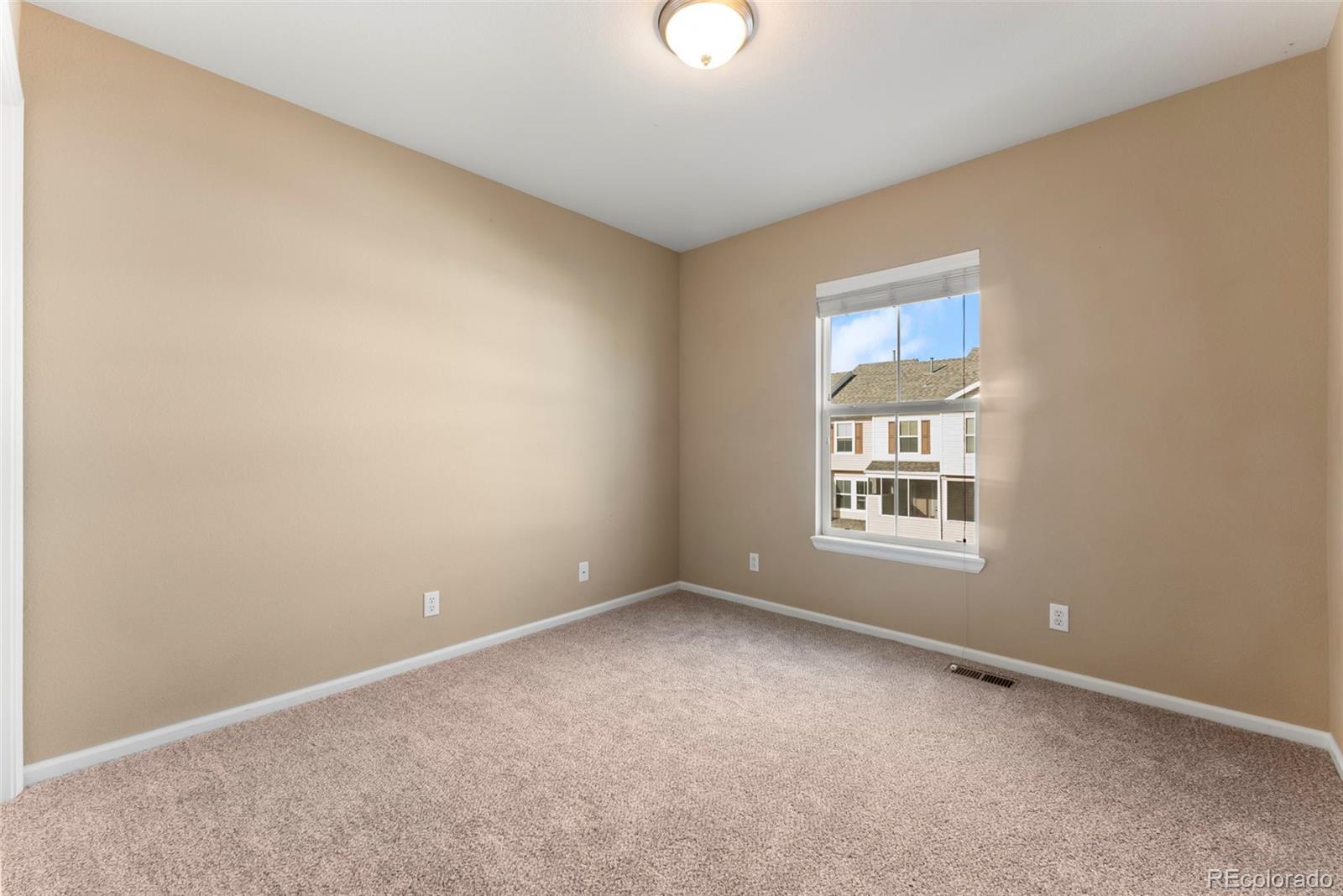 2020 Squawbush Ridge Grove