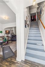 609 W 8th Street 611