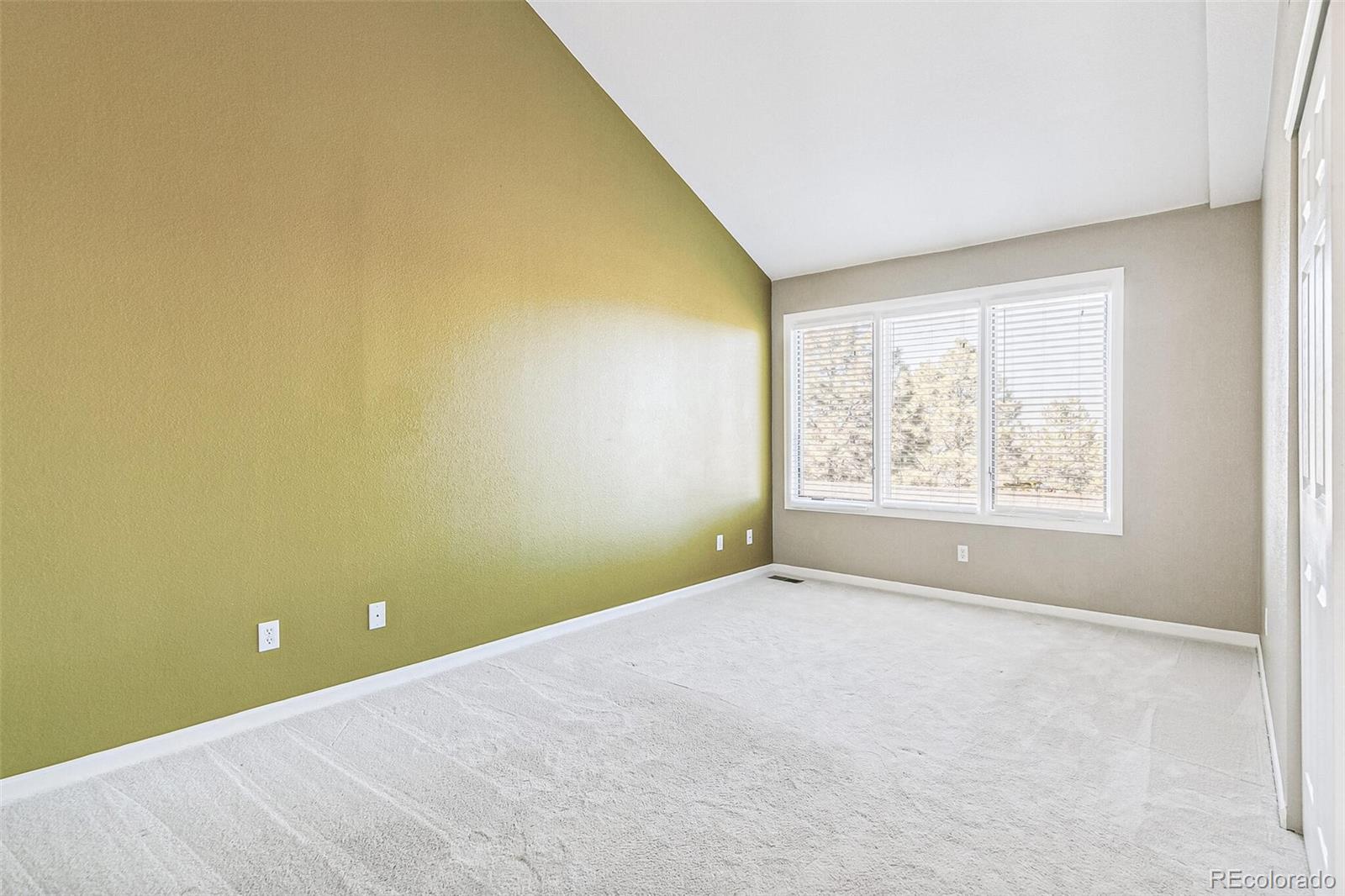 6598 Pinewood Drive Unit: 74