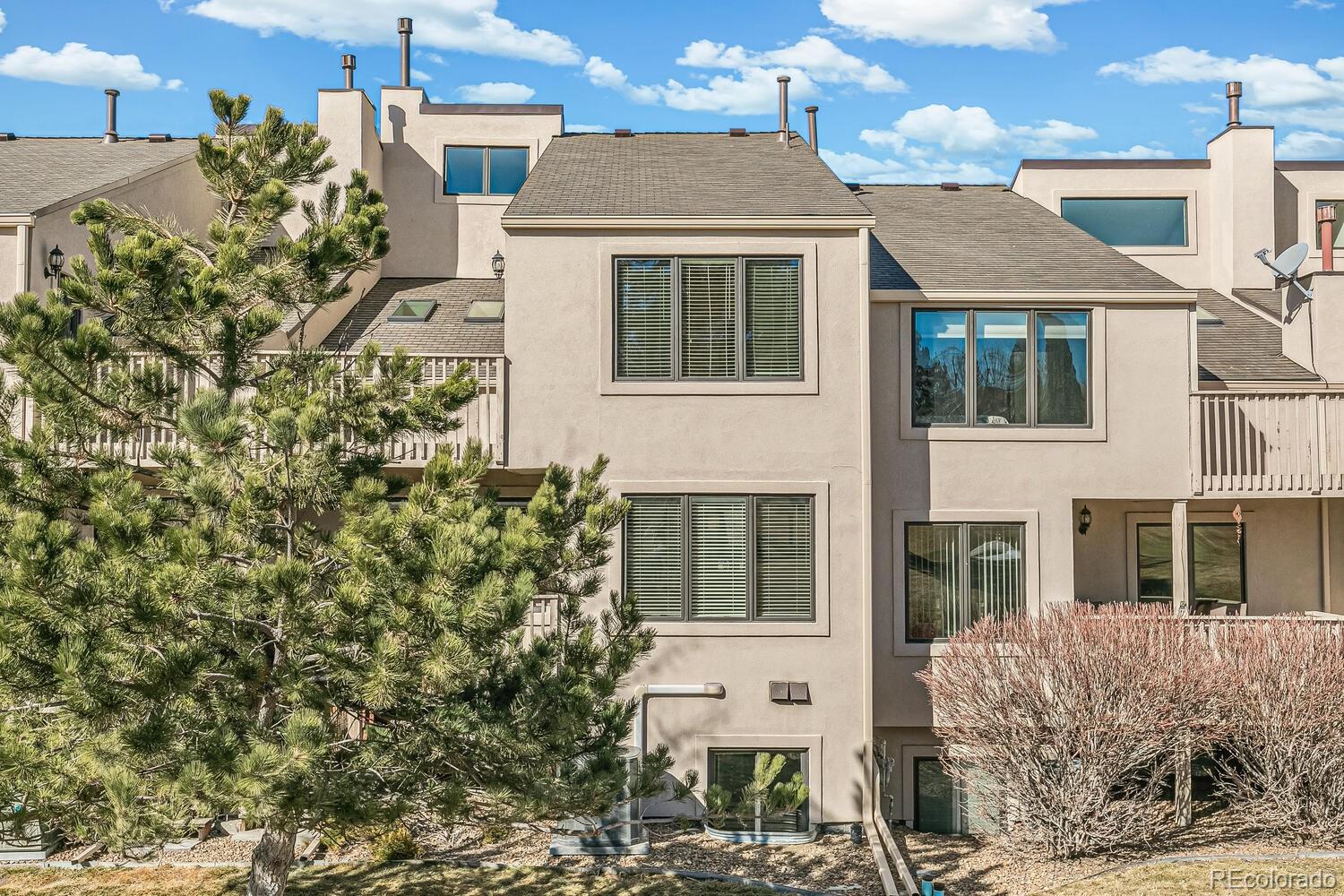6598 Pinewood Drive Unit: 74