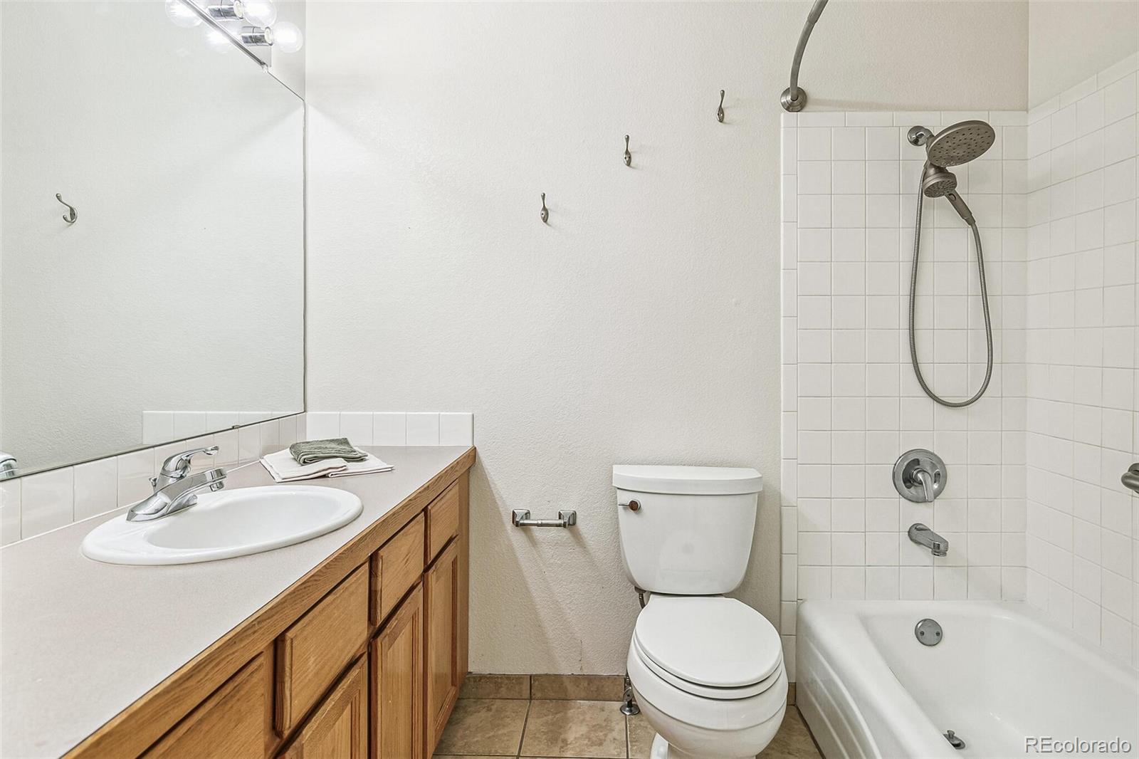 6598 Pinewood Drive Unit: 74