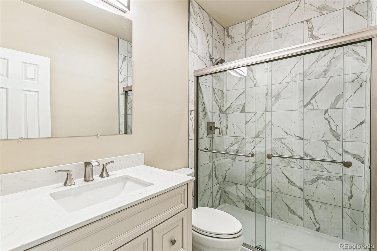 6598 Pinewood Drive Unit: 74