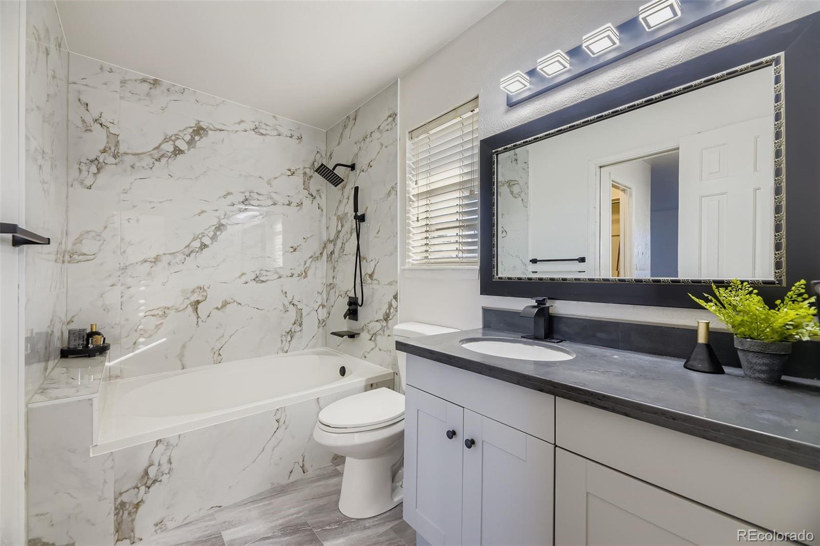 10806 W Evans Avenue Unit: 4