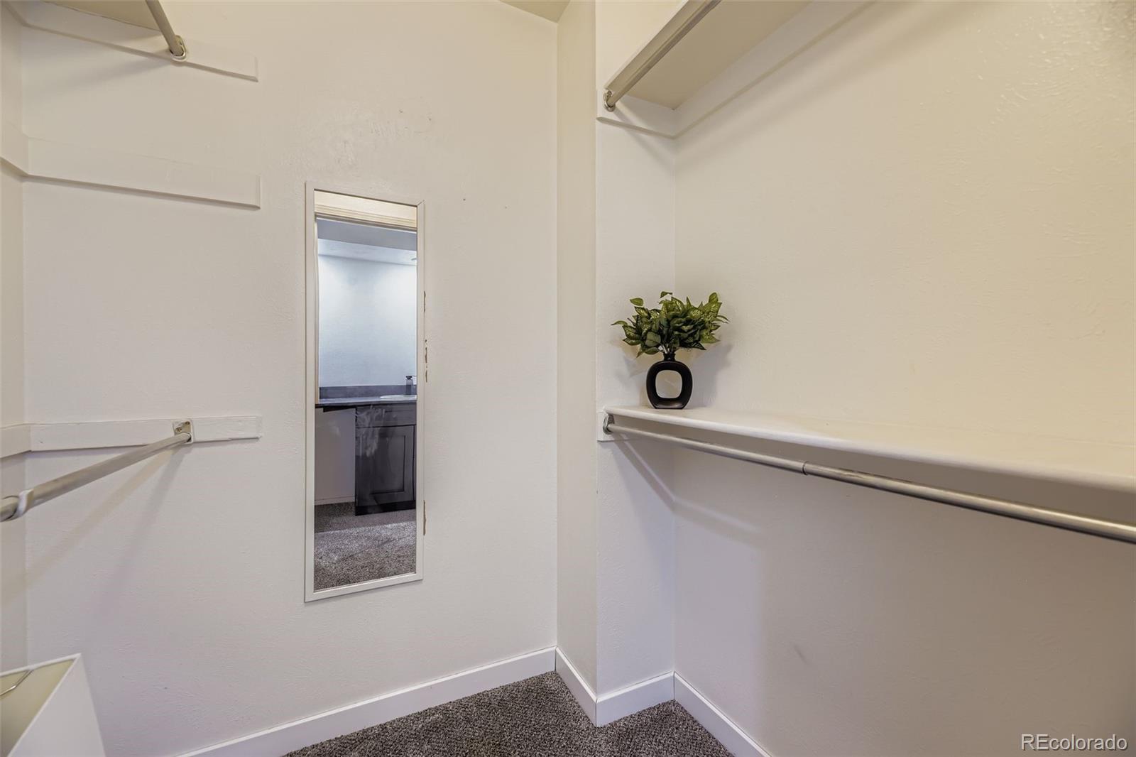 10806 W Evans Avenue Unit: 4