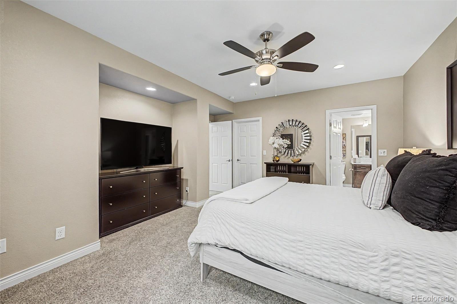 17022 W 85th Place
