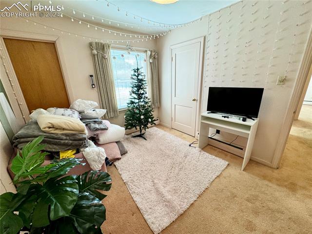 2510 N Corona Street