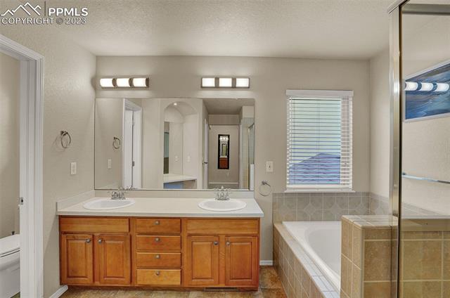 4418 College Park Court
