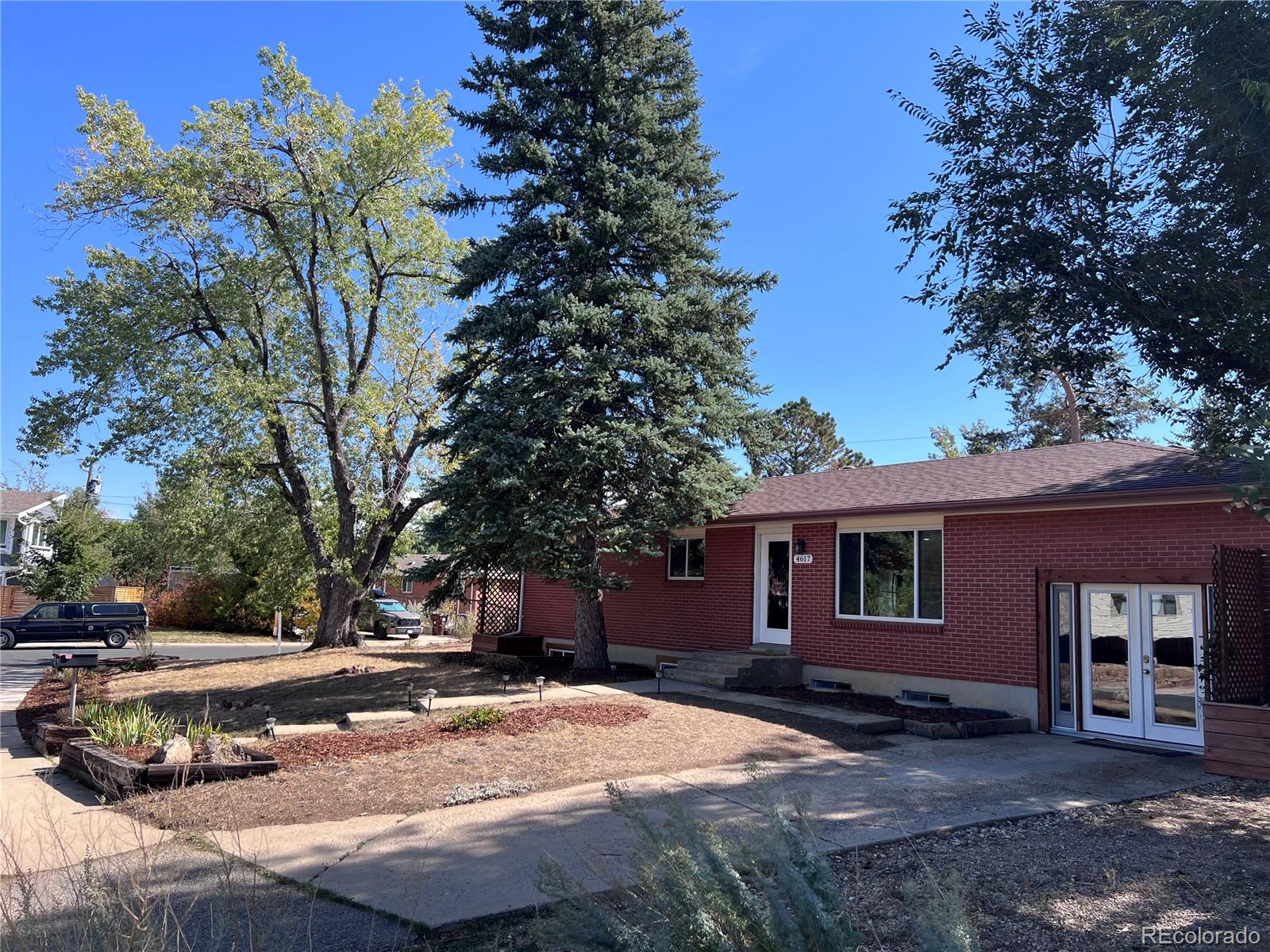 4617 Gordon Drive