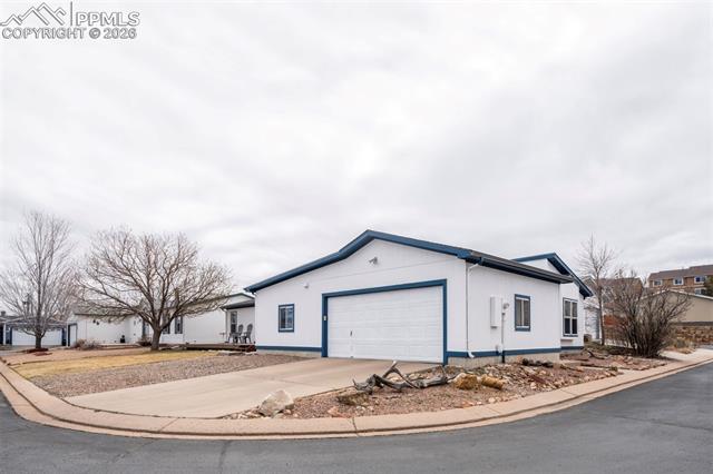 65 Pendelton Circle