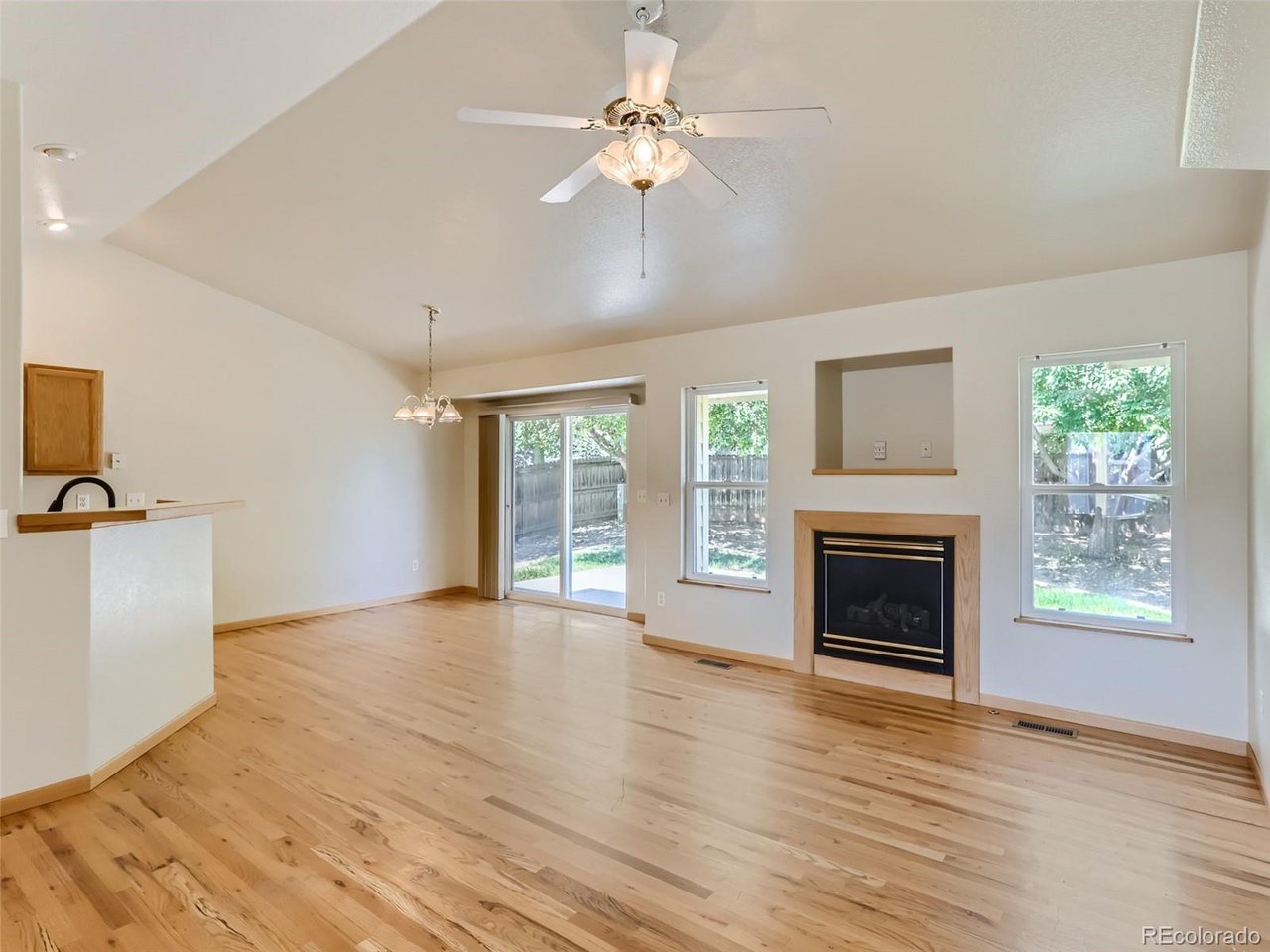 504 Hemlock Dr