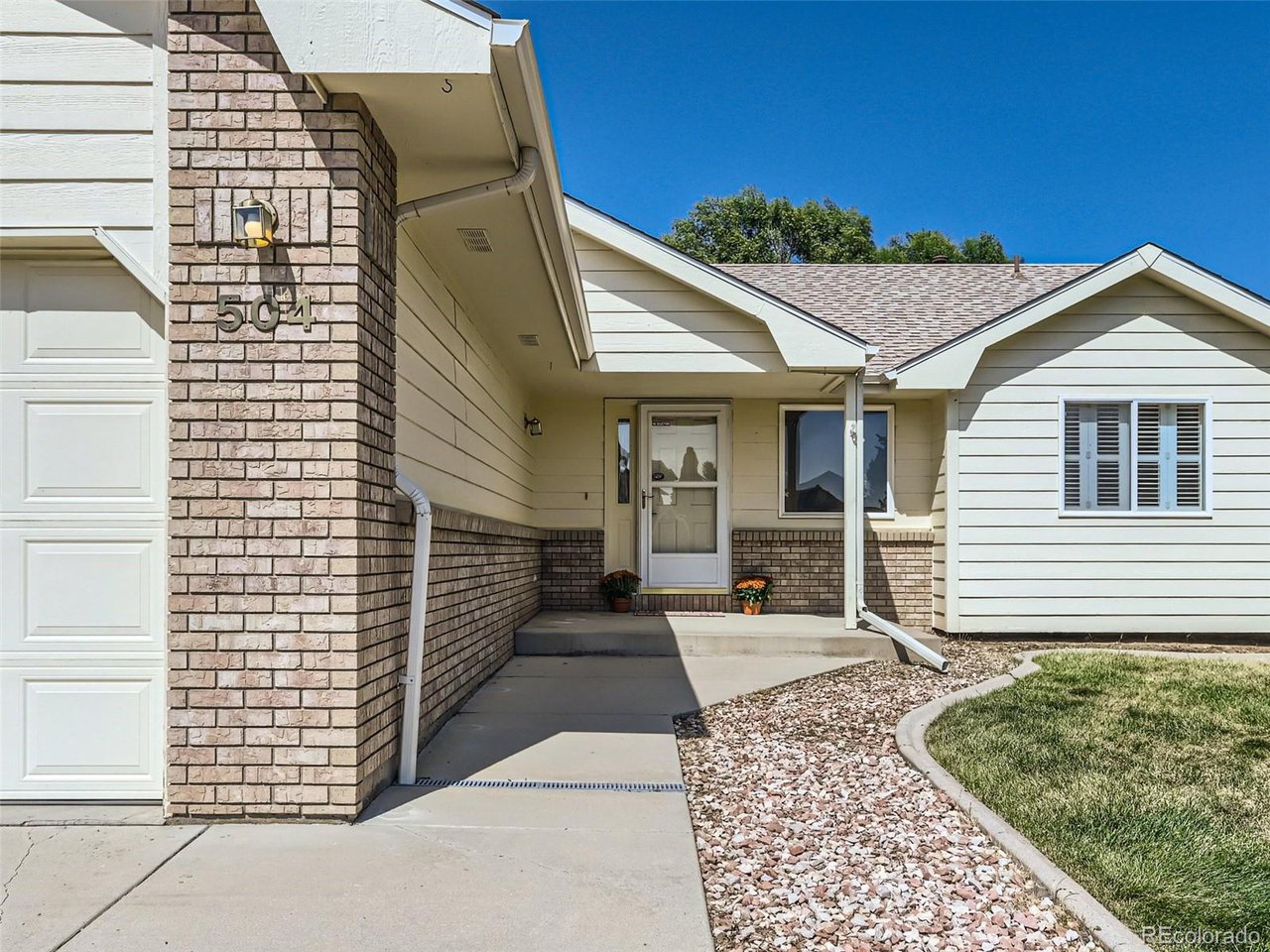 504 Hemlock Dr