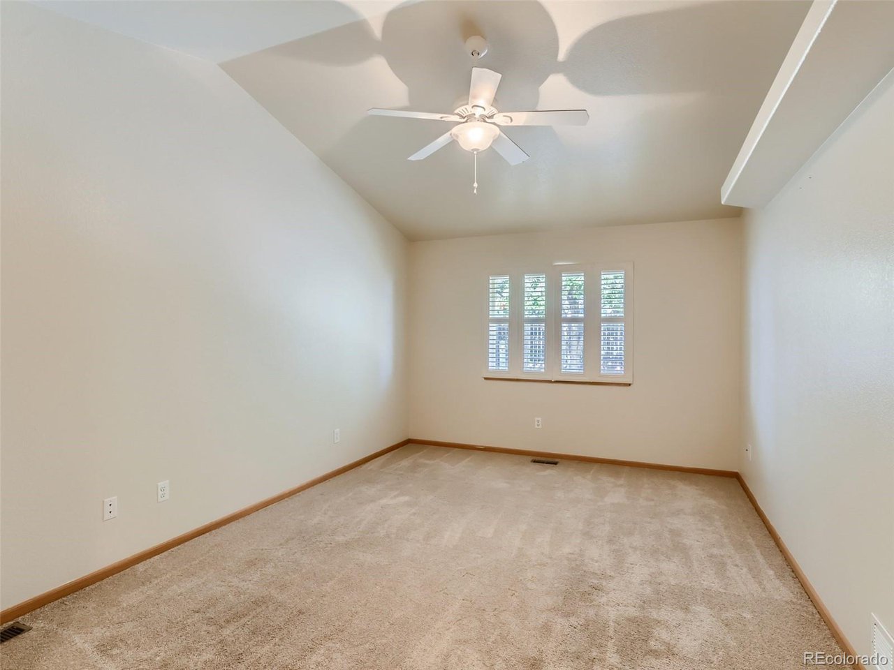 504 Hemlock Dr