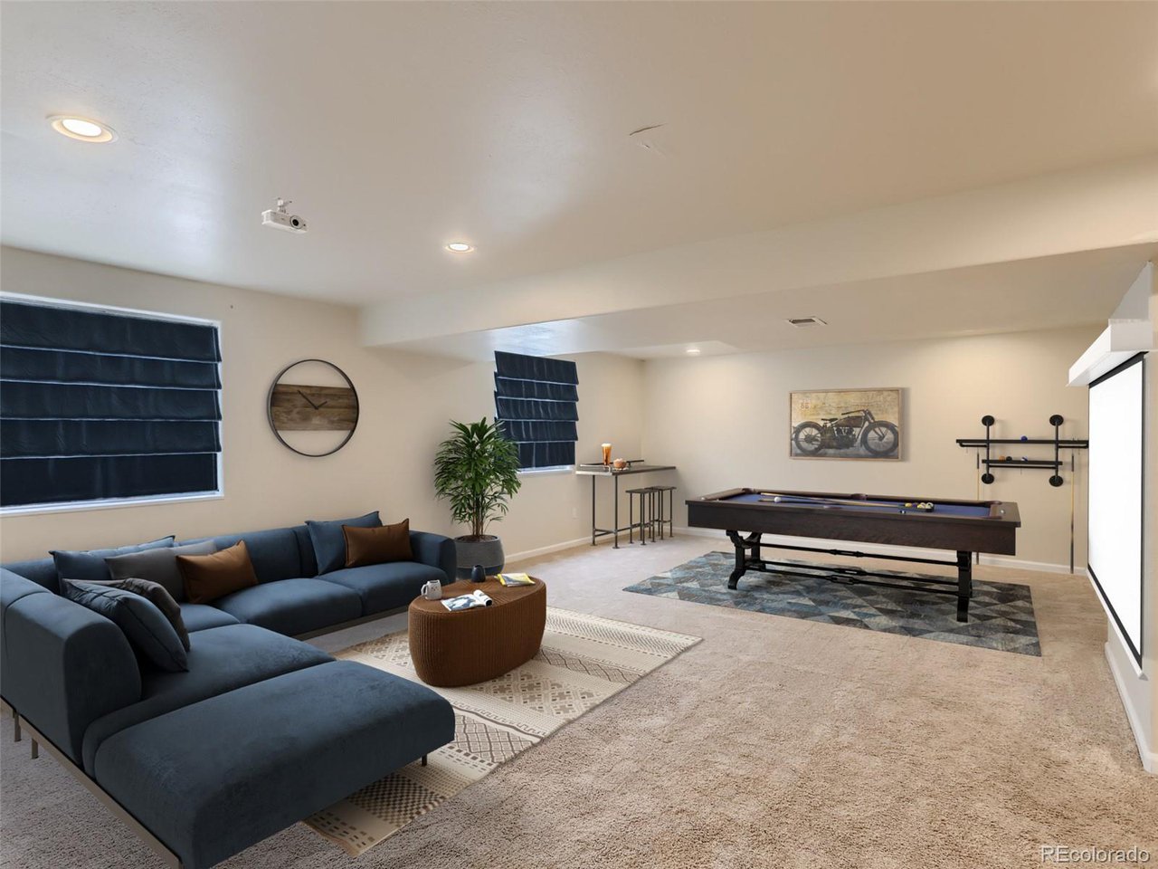 504 Hemlock Dr