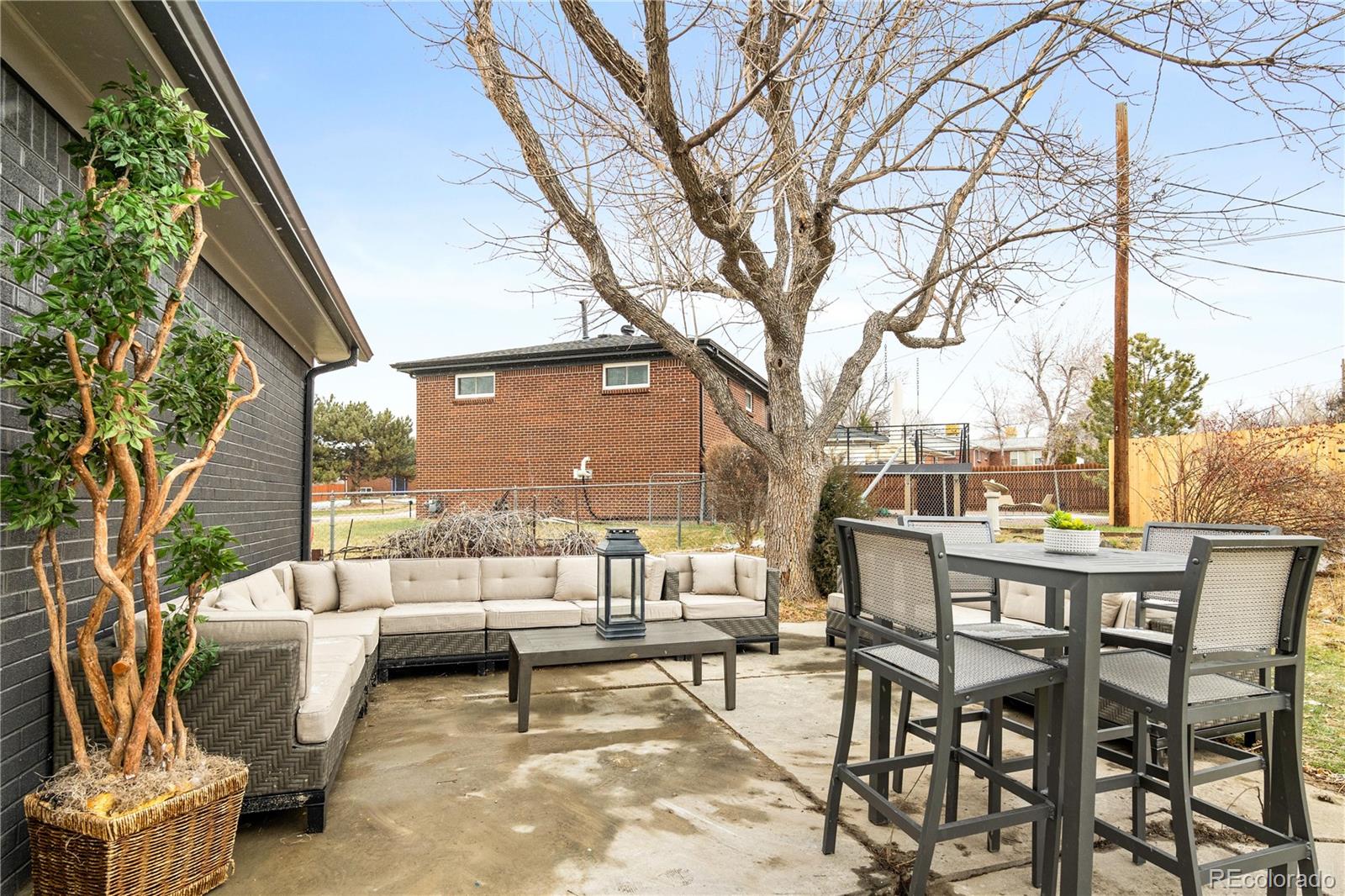 5425 Wellington Parkway