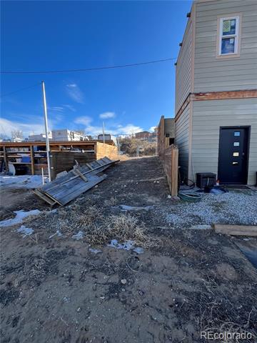 346 W Grand Avenue