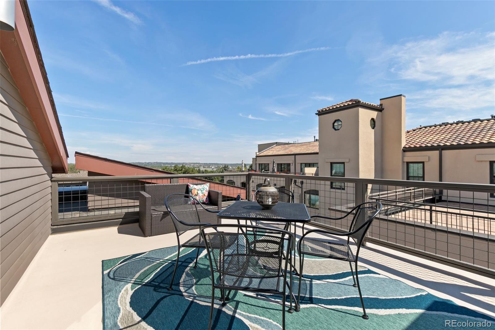 4656 W 50th Place