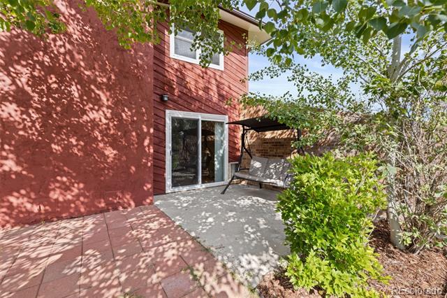 8677 Thunderbird Circle