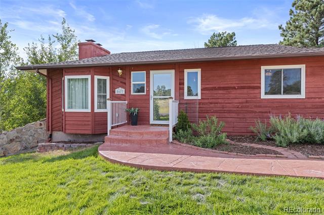 8677 Thunderbird Circle