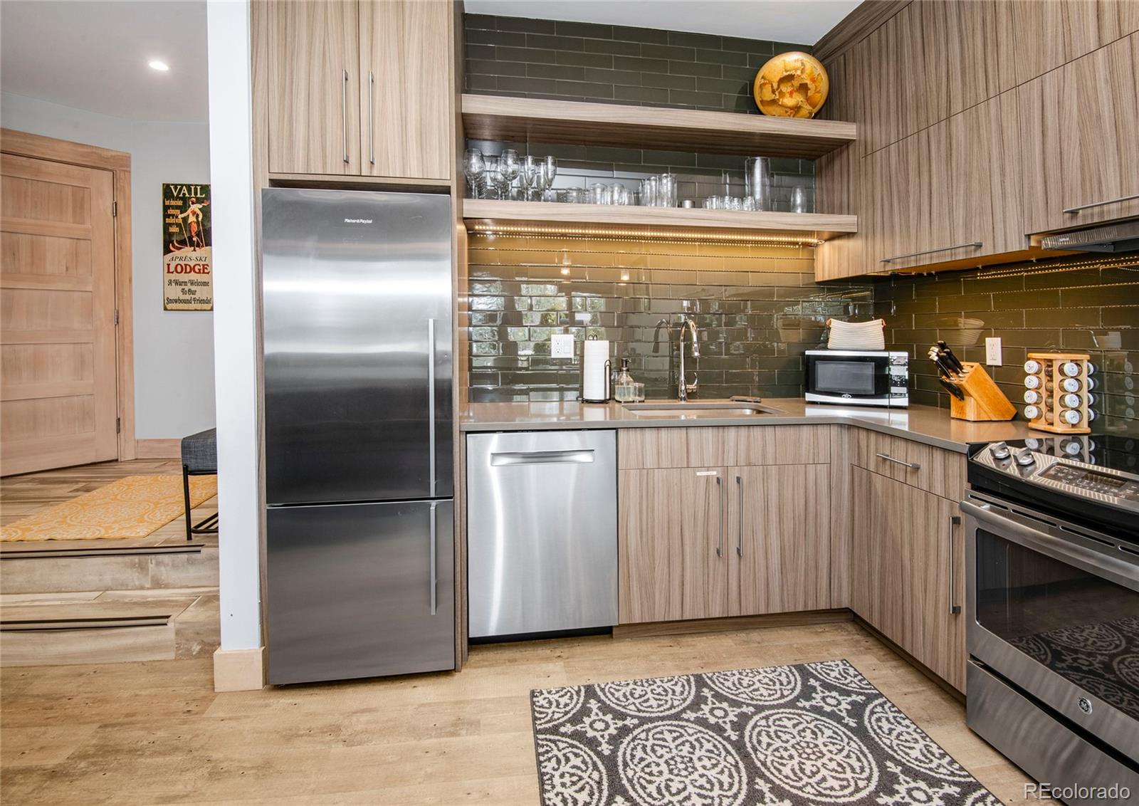 4192 Spruce Way Unit: 109A