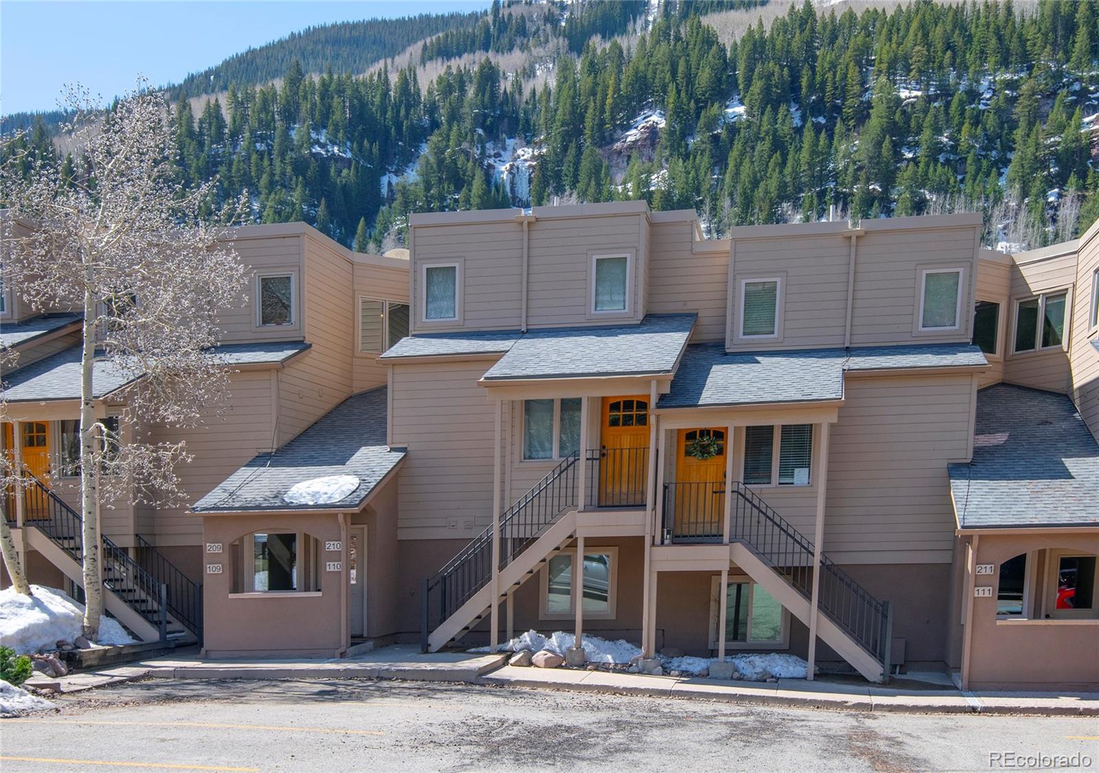 4192 Spruce Way Unit: 109A