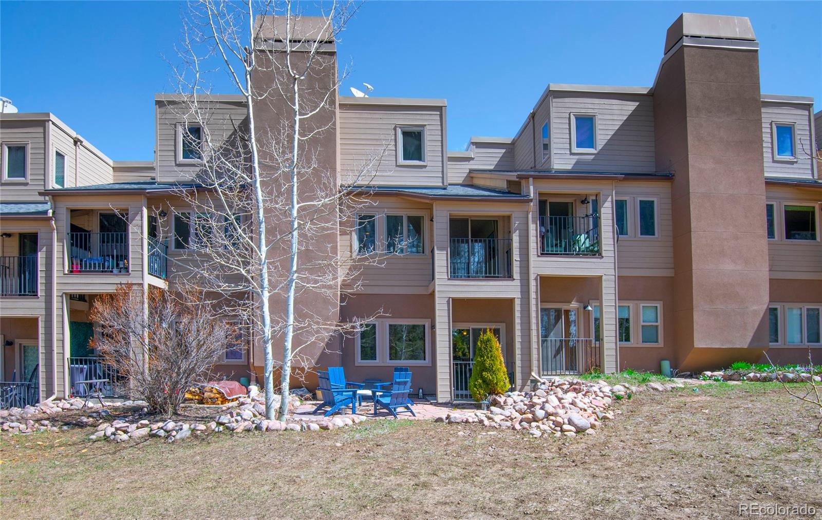 4192 Spruce Way Unit: 109A