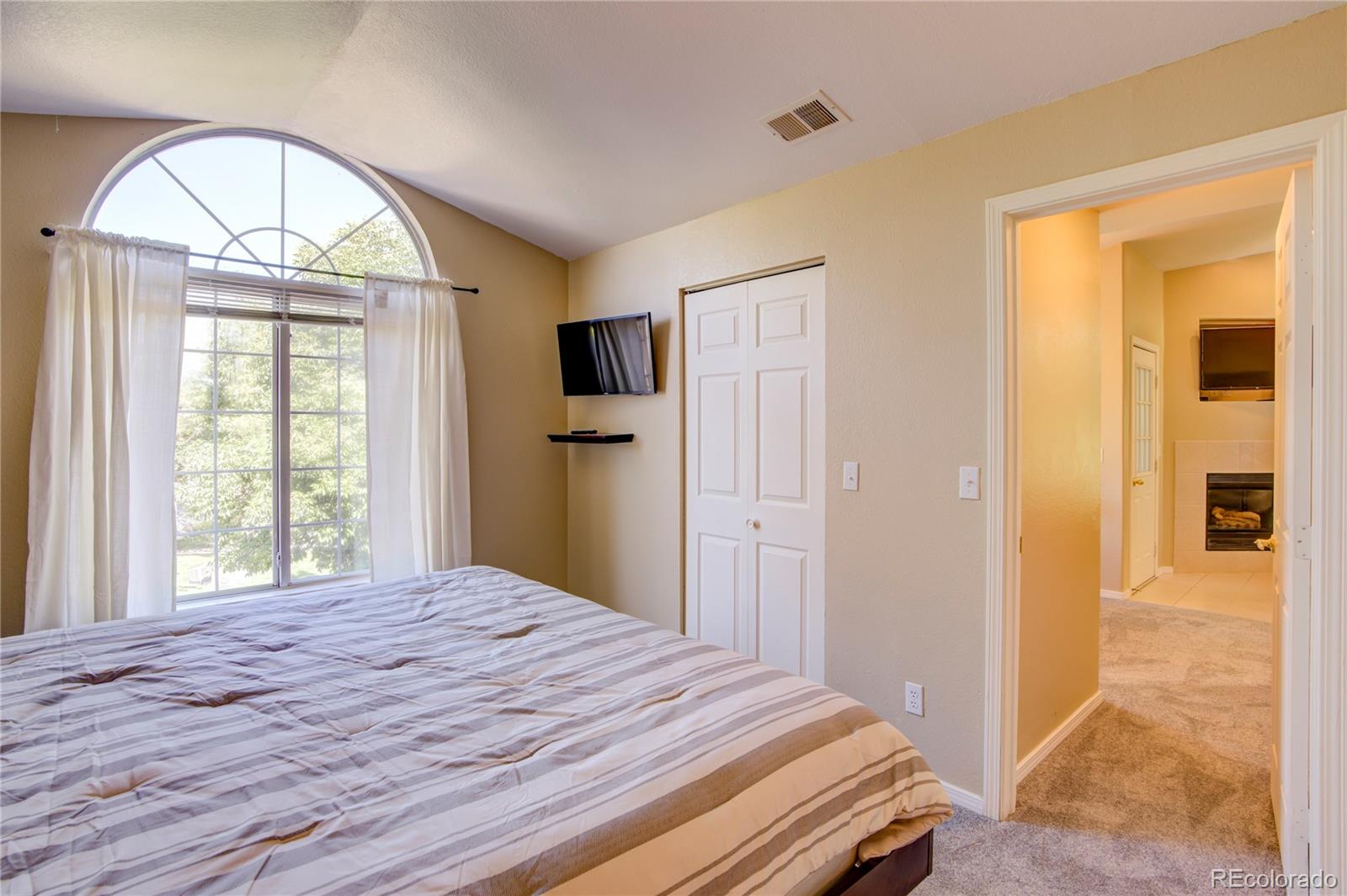 8737 E Dry Creek Road Unit: 1725