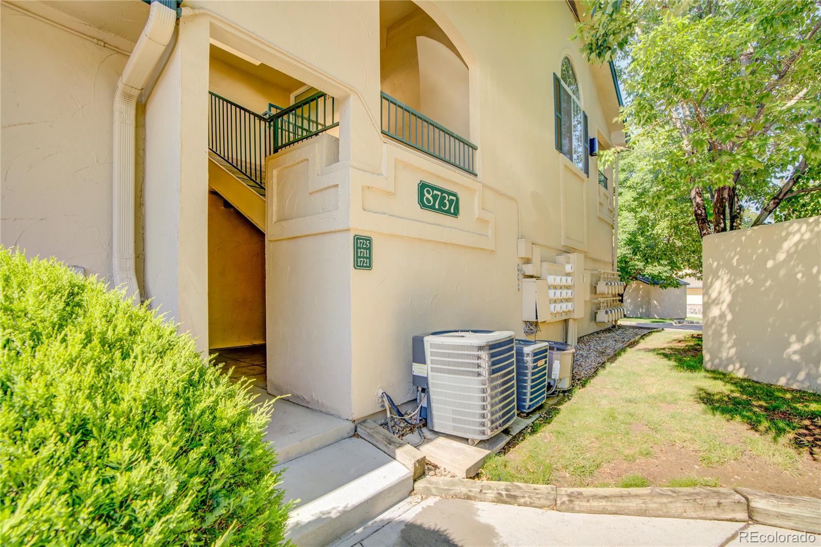 8737 E Dry Creek Road Unit: 1725