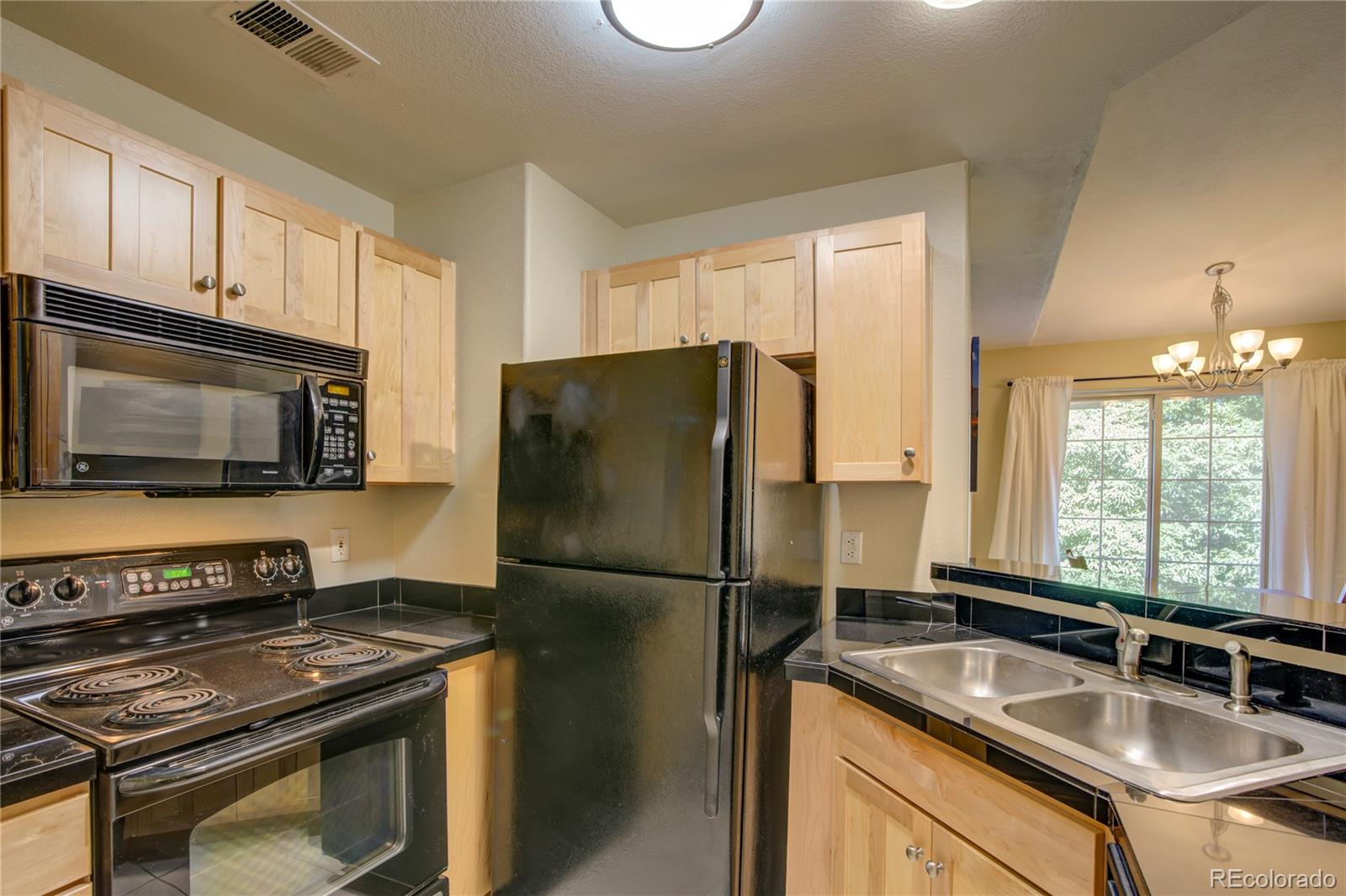8737 E Dry Creek Road Unit: 1725