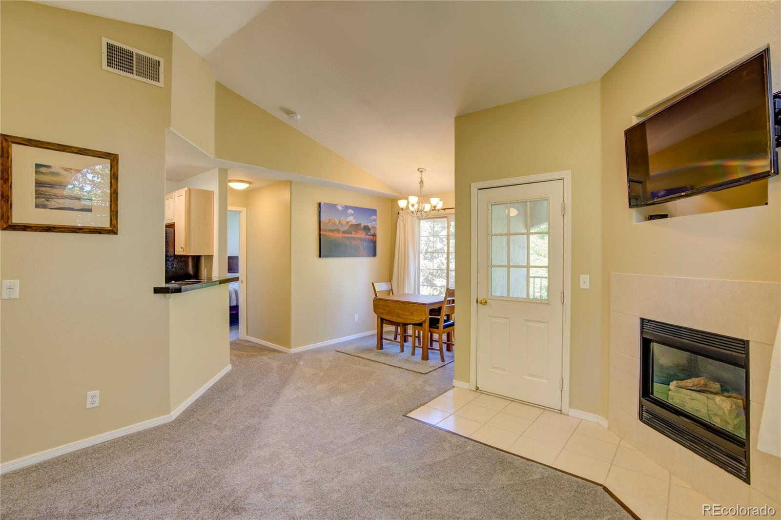 8737 E Dry Creek Road Unit: 1725