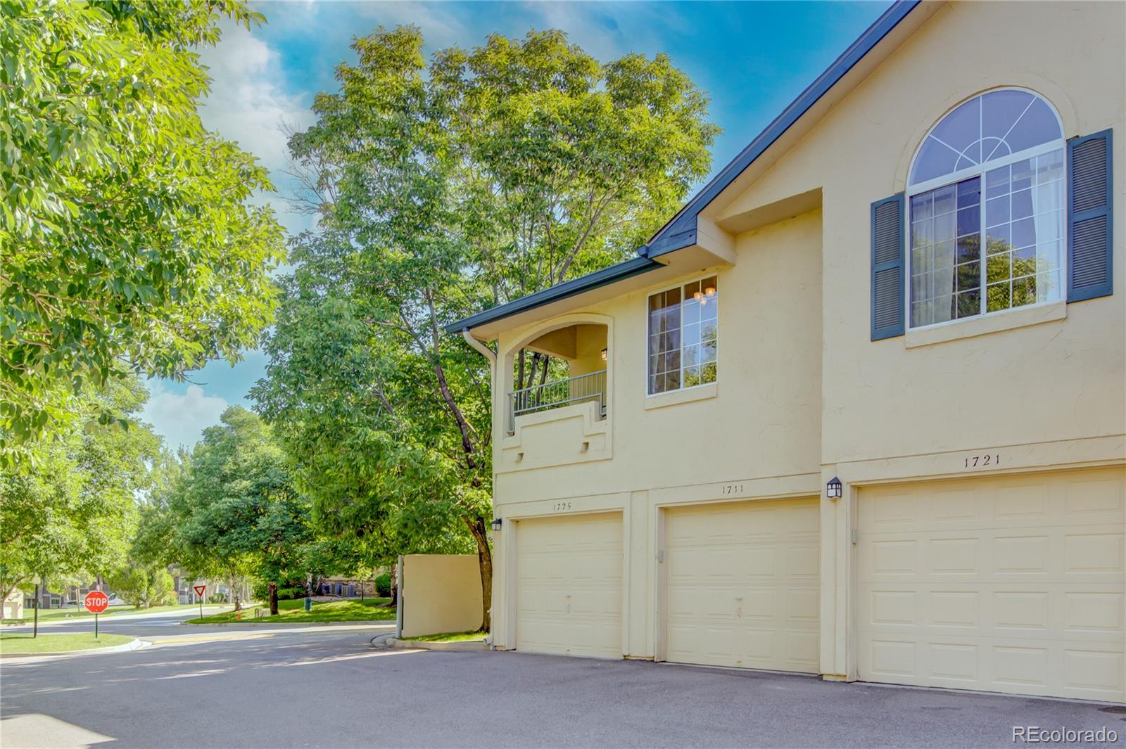 8737 E Dry Creek Road Unit: 1725