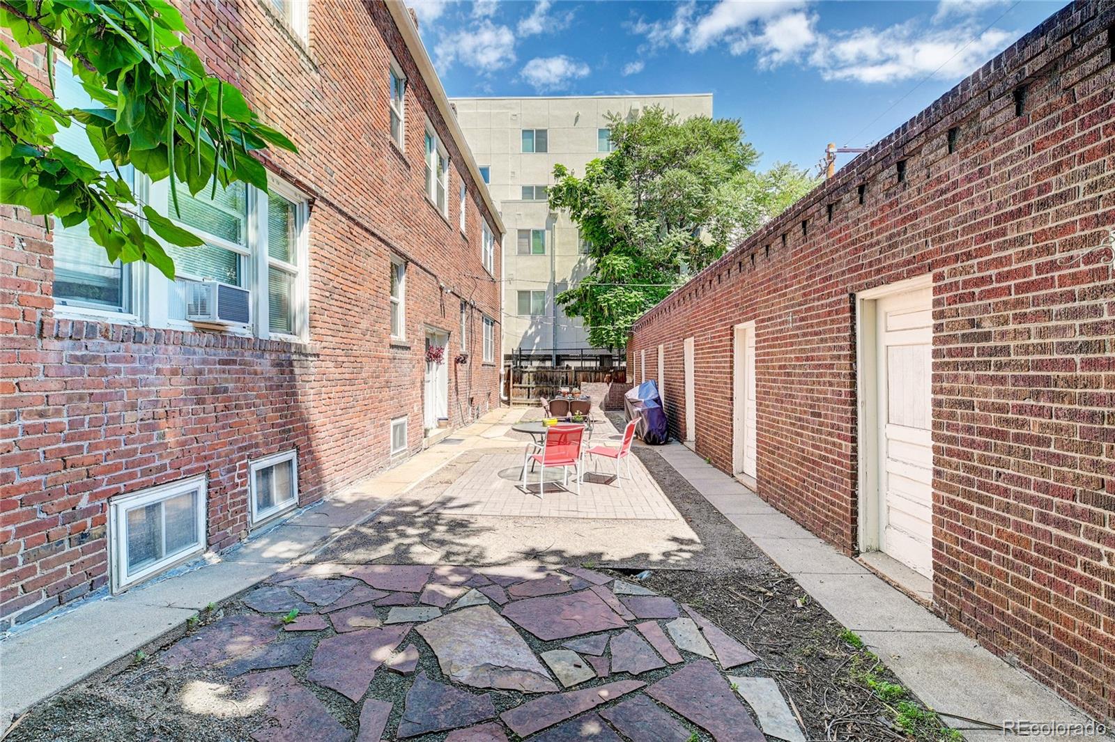 1340 N Emerson Street Unit: 8