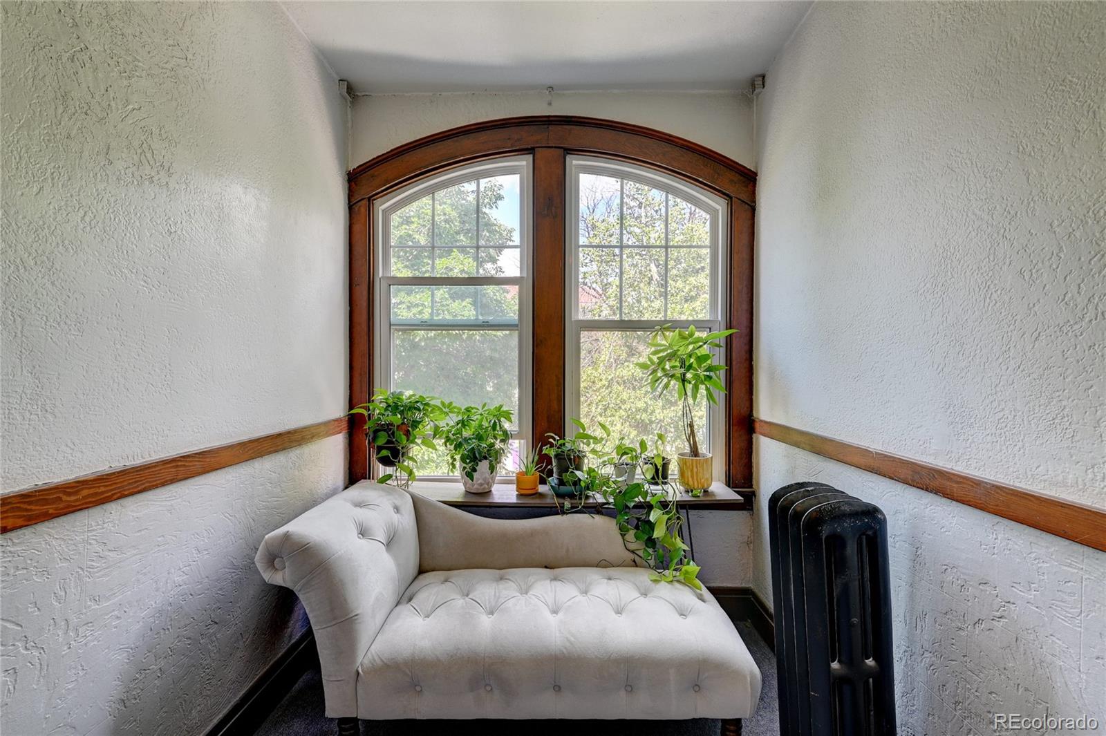 1340 N Emerson Street Unit: 8
