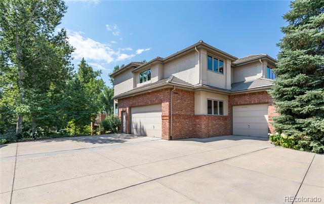 6722 S Wolff Court