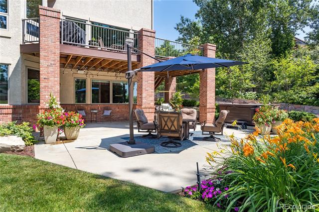 6722 S Wolff Court