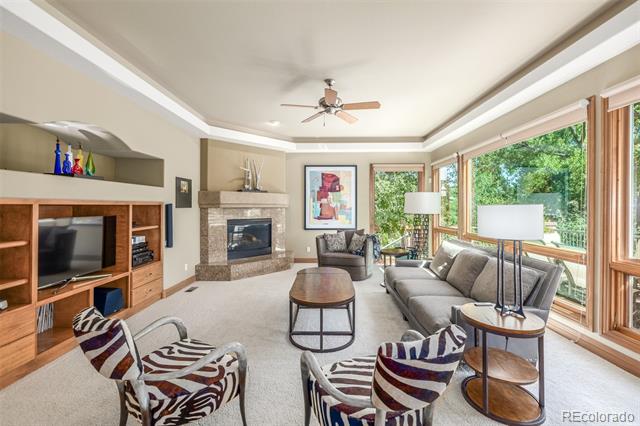 6722 S Wolff Court