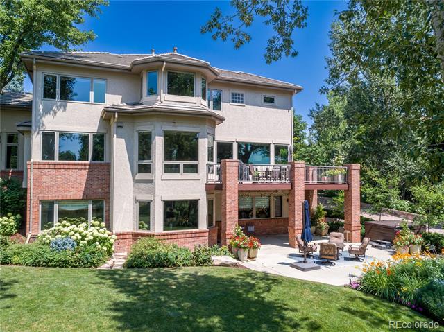 6722 S Wolff Court
