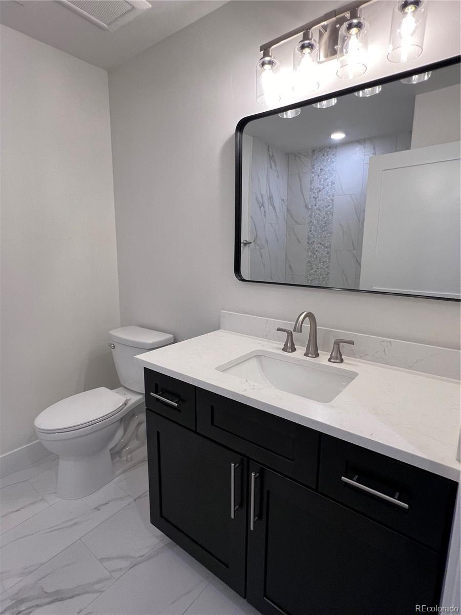 1304 SNOWBERRY Unit: 303