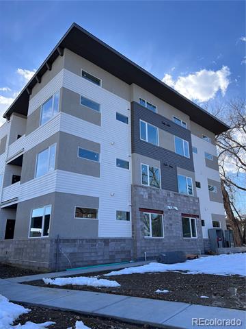 1304 SNOWBERRY Unit: 303