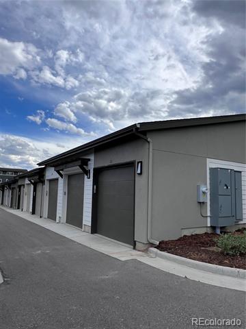 1304 SNOWBERRY Unit: 303