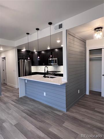 1304 SNOWBERRY Unit: 303