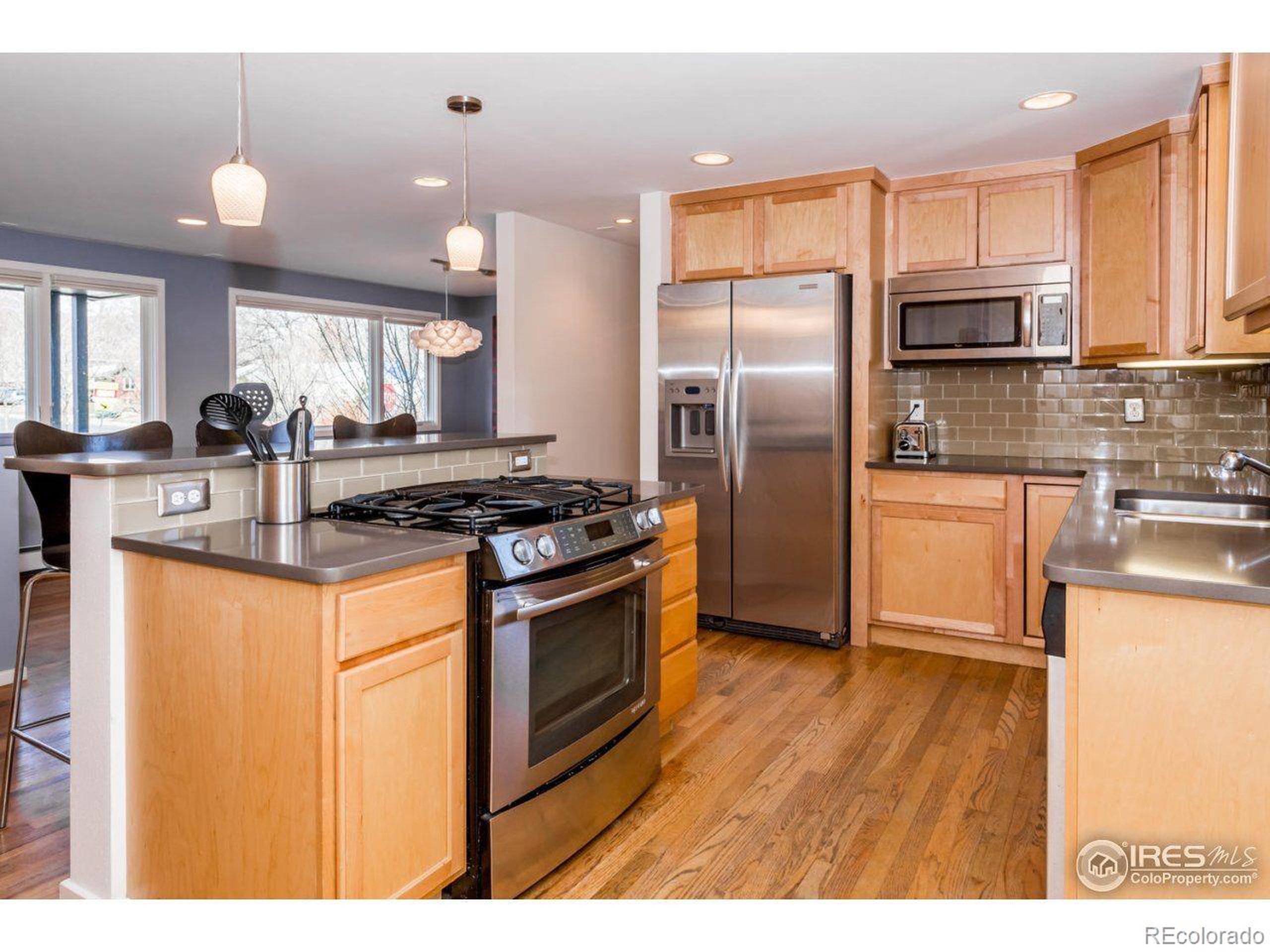 1110 Edinboro Dr
