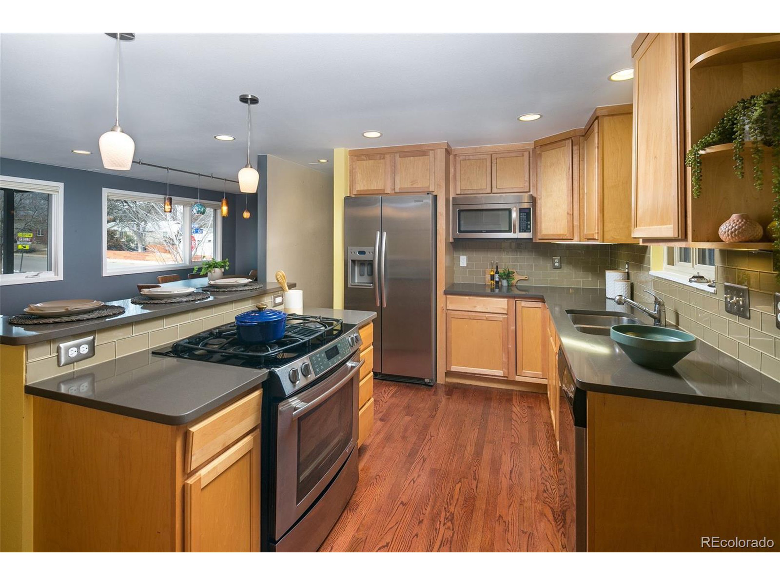 1110 Edinboro Dr