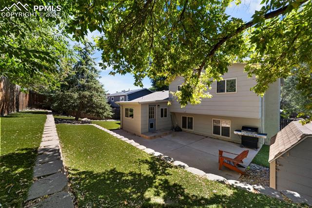 5170 W Old Farm Circle