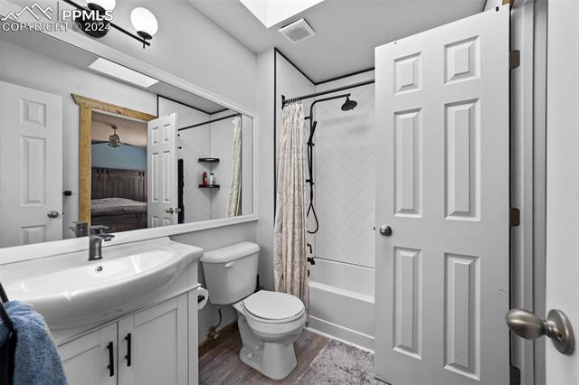 5170 W Old Farm Circle