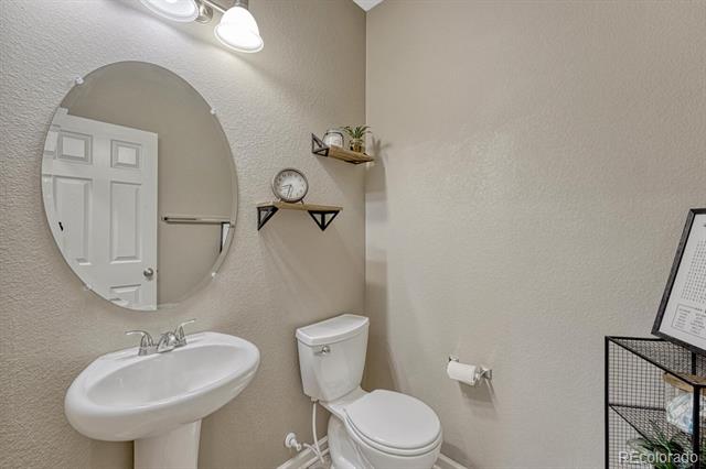 7516 Oasis Drive