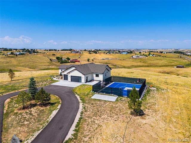 45877 Umber Shadow Street