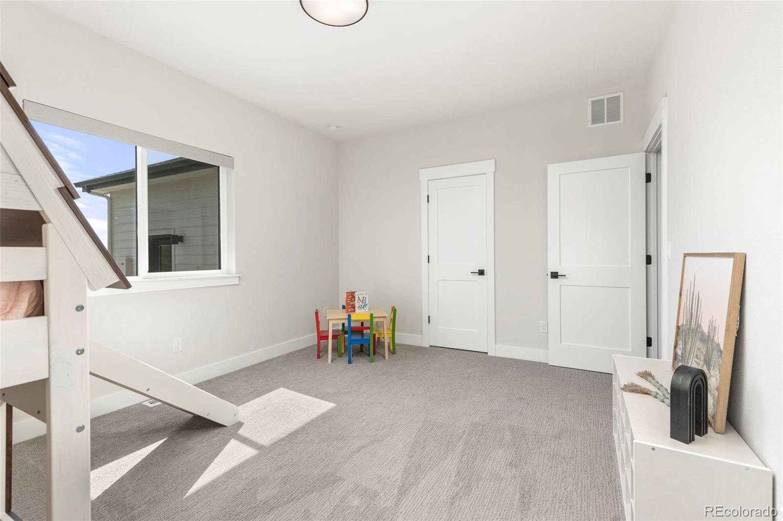45877 Umber Shadow Street