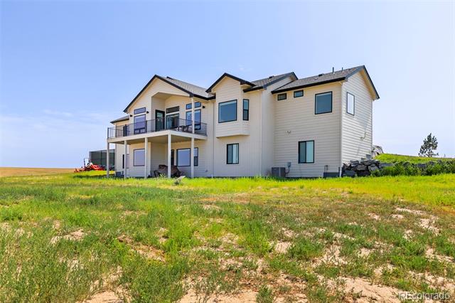 45877 Umber Shadow Street