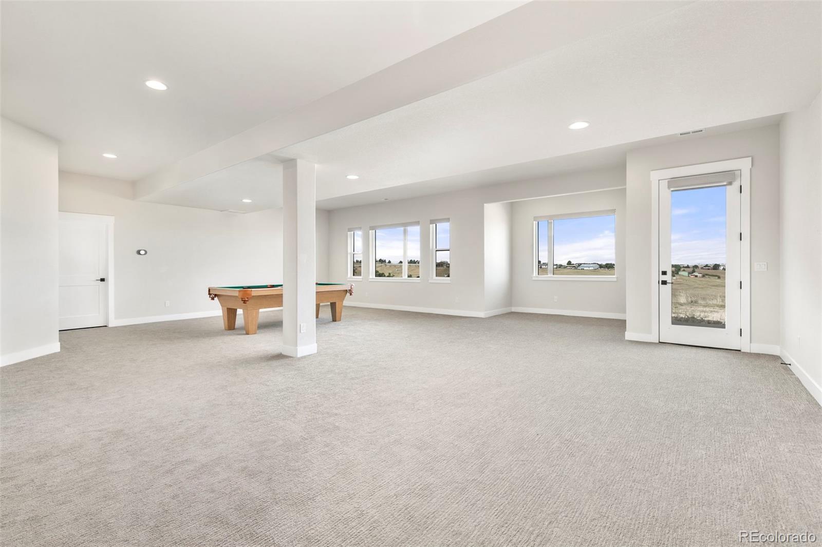 45877 Umber Shadow Street